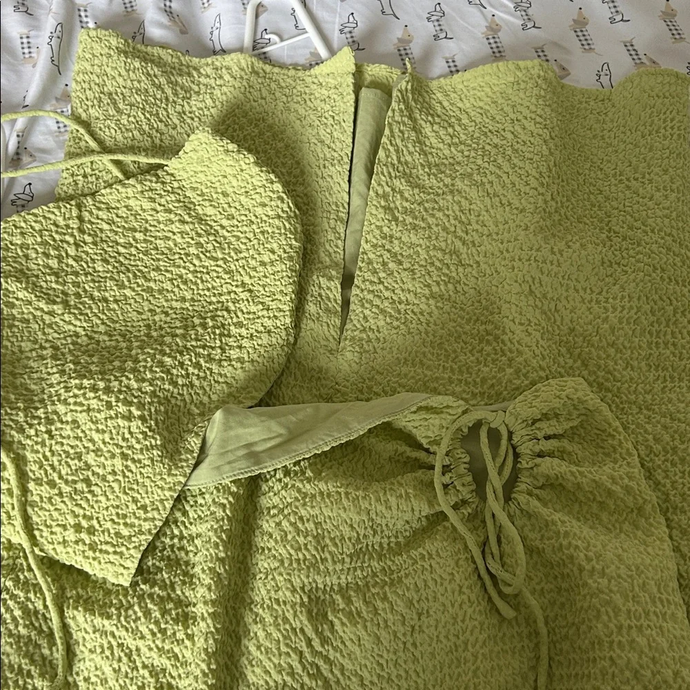 Sabo One-Shoulder Cutout Maxi Dress in Lime Green size M - Picture 6 of 6